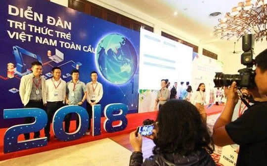 Mô hình nào cho hoạt động trí thức?