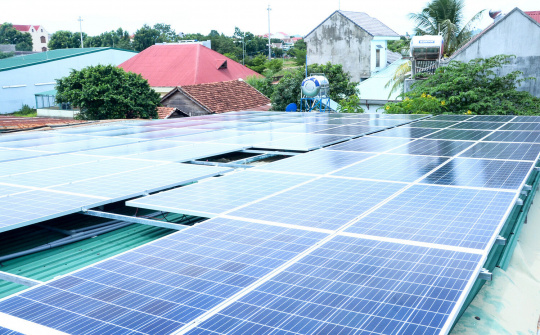 Người dân Tây Nguyên hưởng lợi khi đầu tư điện mặt trời áp mái
