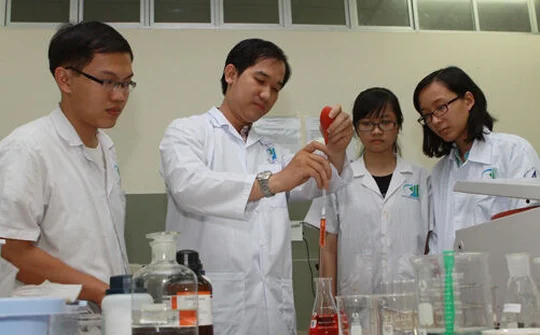 Đề xuất tiêu chuẩn mới lựa chọn, công nhận nhà khoa học trẻ tài năng