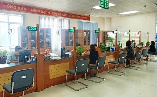 BHXH Việt Nam cùng thi đua thực hiện văn hoá công sở