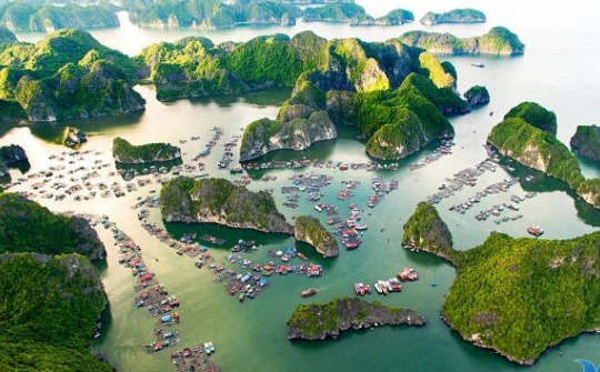 Thu hút khách du lịch quốc tế đến Việt Nam bằng cách nào?