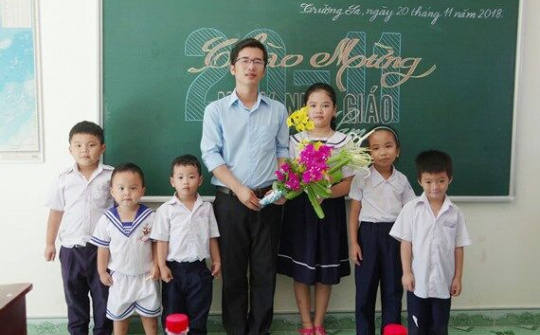 Người viết tâm thư dạy học ở Trường Sa