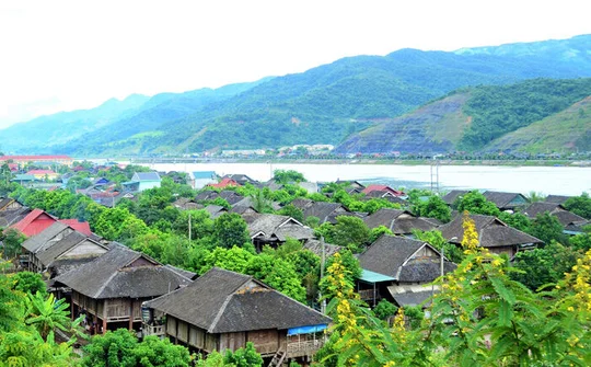 Mường Lay: Thị xã nhỏ - Tiềm năng lớn về phát triển du lịch