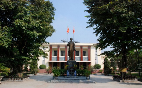 Khắc phục bệnh kinh nghiệm trong phương pháp tổ chức dạy ở Học viện Chính trị Khu vực 1