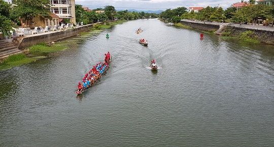 Lệ Thuỷ (Quảng Bình) - Rộn ràng trước ngày Lễ hội