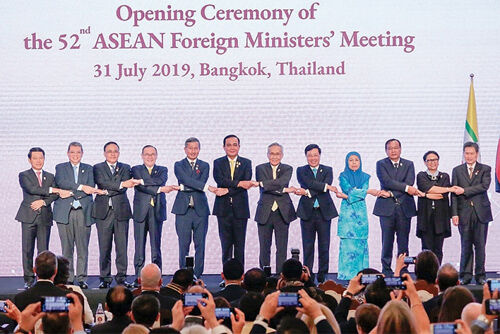 Ngoại giao Việt Nam vững bước đi theo con đường của Bác