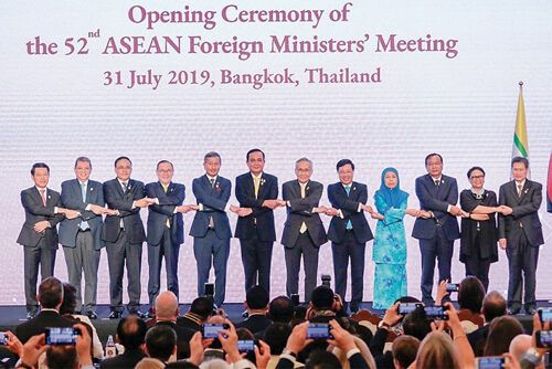 Ngoại giao Việt Nam vững bước đi theo con đường của Bác