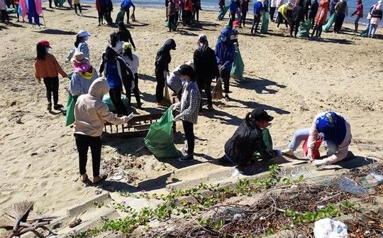 Bình Định, Quảng Bình, Bình Thuận cùng nhau tham gia chiến dịch “Hãy làm sạch biển - Tử tế với đại dương”
