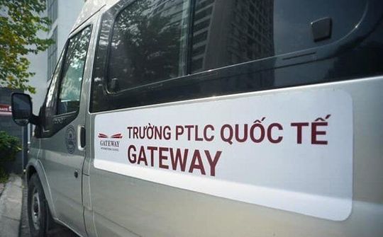 Cấp bách bảo đảm an toàn cho học sinh khi đi học bằng dịch vụ ô-tô đưa đón
