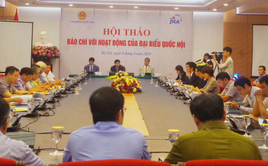 Xây dựng mối quan hệ gắn bó giữa Quốc hội và các cơ quan báo chí