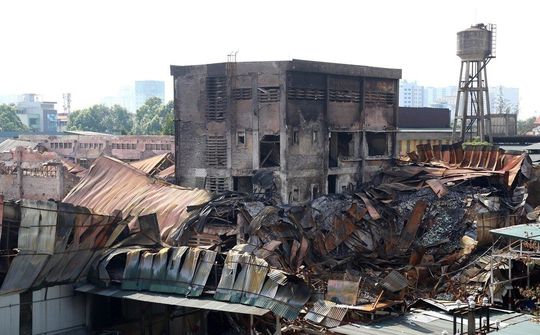 Những kế hoạch còn bỏ ngỏ trong việc di dời các xí nghiệp, nhà máy