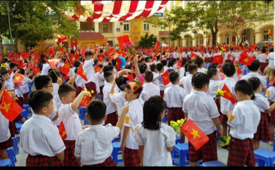 Cùng BHYT góp phần hình thành nhân cách sống tốt đẹp cho học sinh, sinh viên