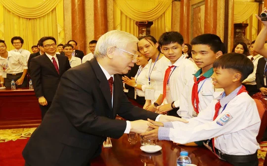 Tổng Bí thư, Chủ tịch nước Nguyễn Phú Trọng gửi thư chúc Tết Trung thu đến các cháu thiếu niên, nhi đồng