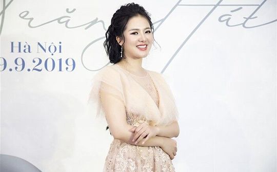Ca sĩ Phạm Thùy Dung: 'Tôi chọn đi chậm'