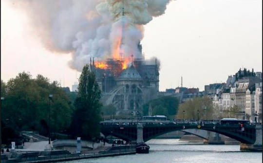 Mức độ bụi chì gần Nhà thờ Đức Bà Paris cao hơn 1.300 lần so với tiêu chuẩn an toàn