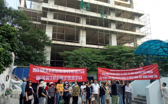 Hà Nội: Khách hàng bức xúc vì dự án Hattoco xây 10 năm chưa xong, “lỡ hẹn” bàn giao?