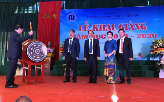 Trường Đại học Nội vụ Hà Nội tưng bừng khai giảng năm học mới 2019 - 2020