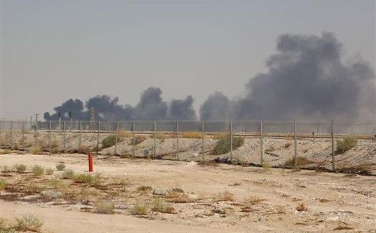 Lên án vụ tấn công các cơ sở sản xuất dầu của Saudi Arabia