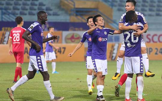 Hà Nội FC giành trọn giải thưởng tháng 8 của V-League