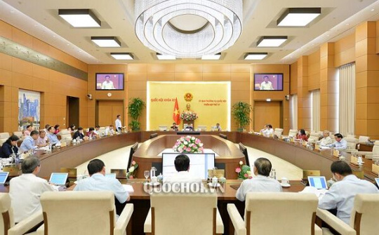 Quốc hội yêu cầu đánh giá tác động của đề xuất tăng thêm 3 ngày nghỉ