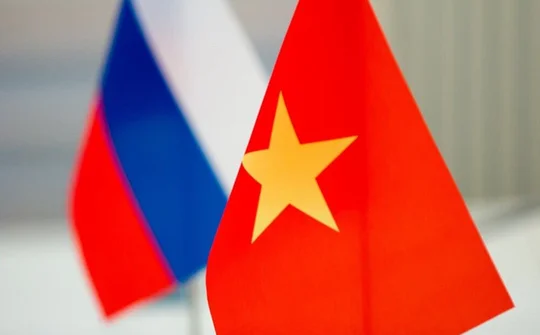 Ngoại giao nhân dân trong quan hệ Việt-Nga