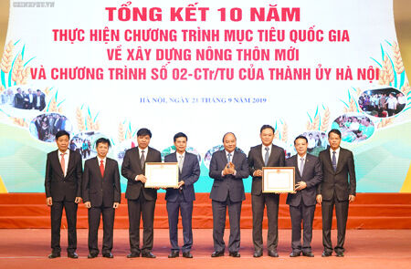 Thủ tướng dự Hội nghị tổng kết 10 năm xây dựng nông thôn mới tại Hà Nội
