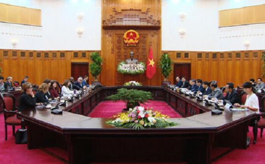 Phó Thủ tướng Vương Đình Huệ hội đàm với Phó Chủ tịch cao cấp WB