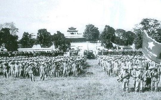 Chương trình ký ức mùa Thu tái hiện lễ chào cờ lịch sử trong ngày Giải phóng Thủ đô