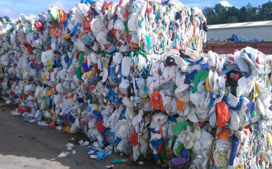 Việt Nam nghiên cứu xuất trả phế liệu nhập khẩu