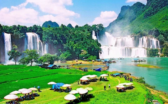 Non nước Cao Bằng 520 năm lịch sử