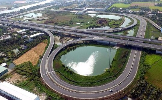Hình thành mạng lưới đường cao tốc quốc gia
