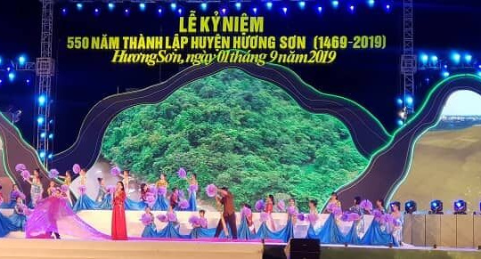 Kỷ niệm 550 năm thành lập huyện Hương Sơn, Hà Tĩnh
