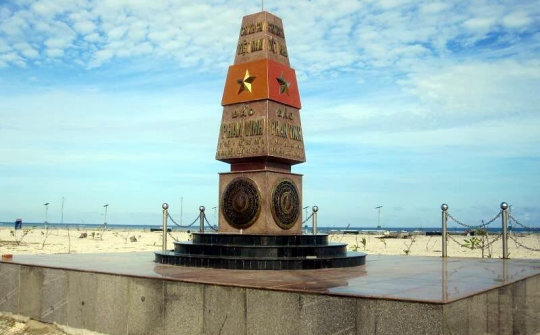 Nơi trái tim đất liền gửi qua đầu ngọn sóng