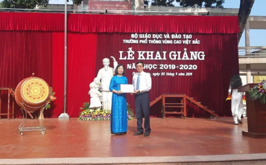 Trường Phổ Thông Vùng Cao Việt Bắc Thái Nguyên: Tưng bừng Ngày Hội khai trường