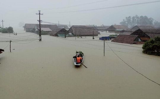 Thủ tướng quyết không để người dân vùng lũ miền Trung đói, rét