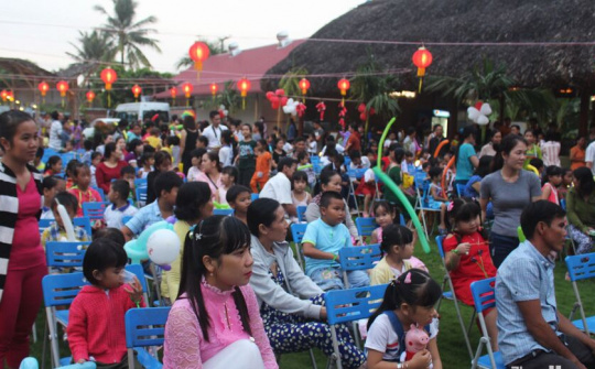 Nhà hàng "Mekong Taste": Tổ chức "Vui hội trăng rằm" cho trẻ em có hoàn cảnh khó khăn