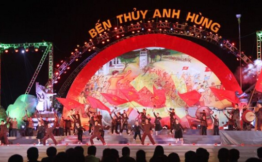 Xúc động chương trình nghệ thuật “Bến Thủy anh hùng”