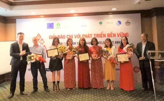 Trao Giải Báo chí với phát triển bền vững 2019 và phát động giải 2020