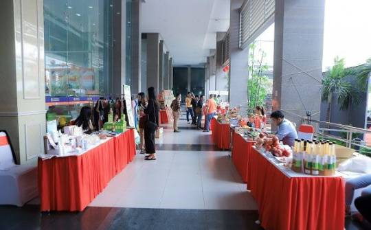 Tưng bừng Hội Xuân 2020 với chủ đề: “Rộn ràng sắm Tết – Quà tặng trao tay”