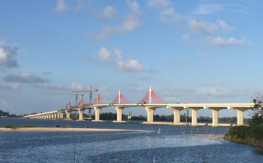 Quảng Ngãi: Hợp long cầu Cửa Đại bắc qua sông Trà Khúc