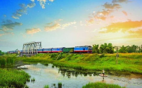 Duy trì hoạt động bảo trì thường xuyên kết cấu hạ tầng đường sắt