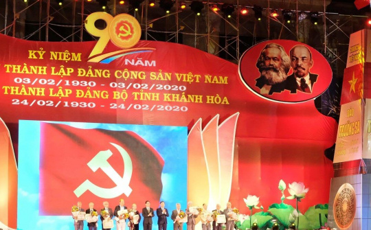 Truyền hình trực tiếp chúc Tết quân và dân huyện đảo Trường Sa