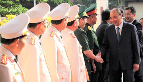 Thủ tướng Chính phủ thăm chúc tết các lực lượng vũ trang tp Đà Nẵng