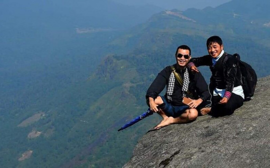 Thanh niên người Mông khởi nghiệp xây dựng homestay thu hút khách du lịch từ chính quê hương của mình