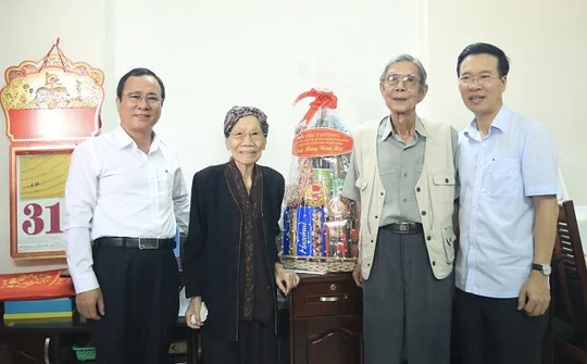 Trưởng Ban Tuyên giáo Trung ương chúc Tết nhà khoa học, nghệ sĩ