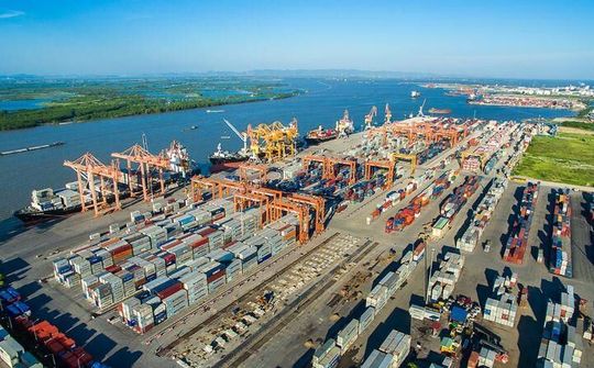 Thủ tướng trả lời chất vấn về bổ sung chỉ tiêu kinh tế - xã hội