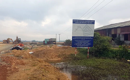 Người dân thượng thành Huế chưa thể di dời trước Tết Nguyên đán
