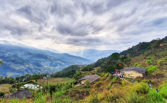 CLB Thiện nguyện Hoa Mặt Trời: "Sưởi ấm" nơi giá lạnh Hà Giang