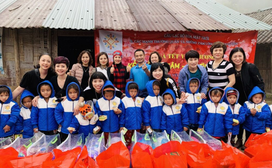 CLB Thiện nguyện Hoa Mặt Trời và hành trình "sưởi ấm" nơi giá lạnh Hà Giang