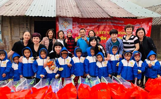 CLB Thiện nguyện Hoa Mặt Trời và hành trình "sưởi ấm" nơi giá lạnh Hà Giang